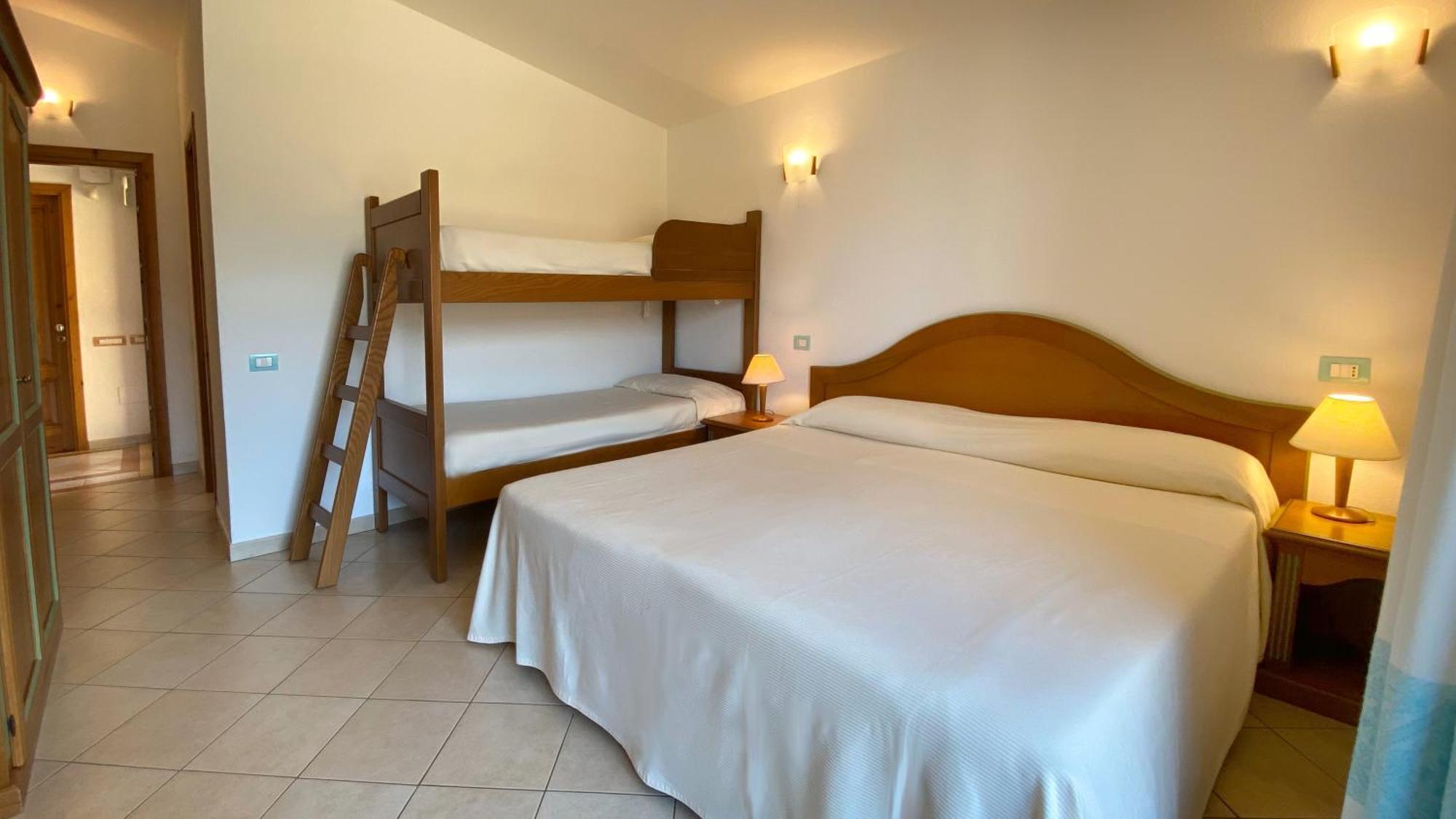 Le Anfore Hotel Villasimius Dış mekan fotoğraf