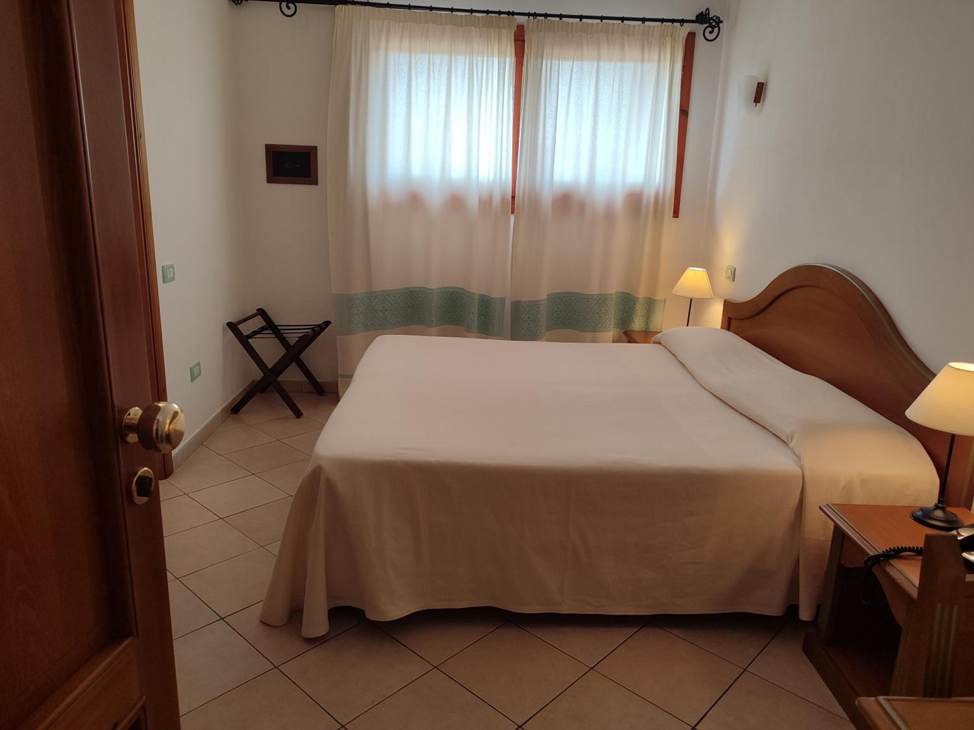 Le Anfore Hotel Villasimius Dış mekan fotoğraf