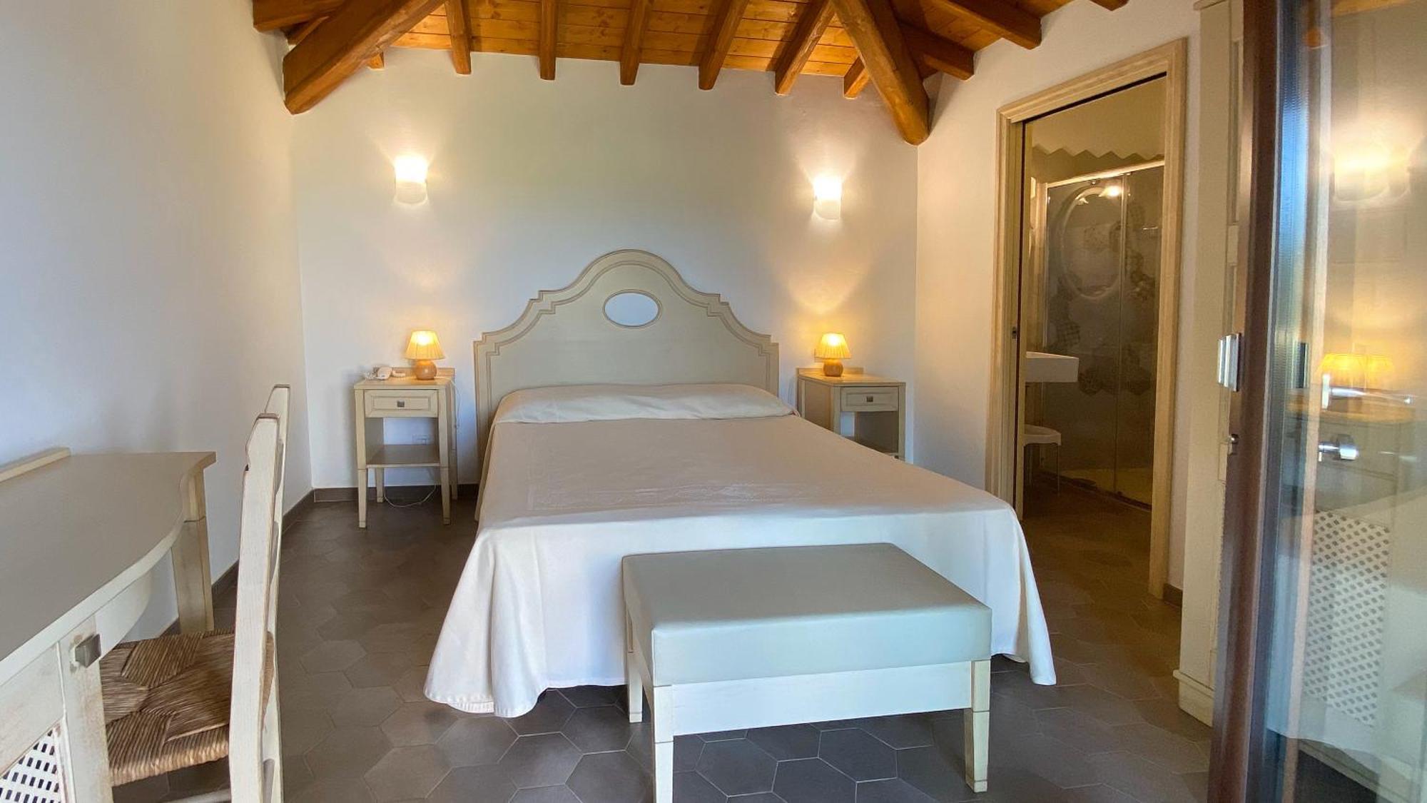 Le Anfore Hotel Villasimius Dış mekan fotoğraf