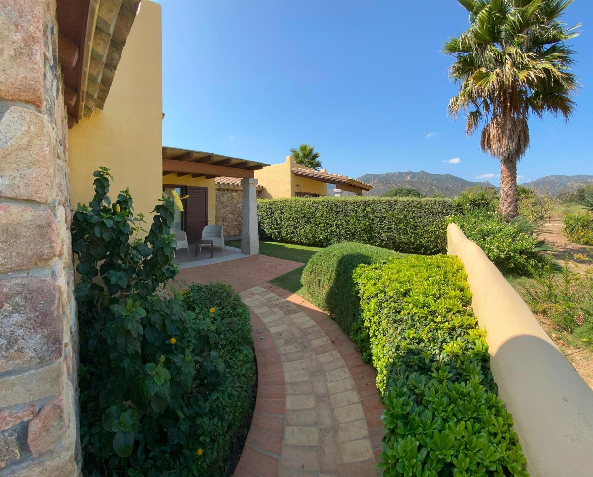 Le Anfore Hotel Villasimius Dış mekan fotoğraf